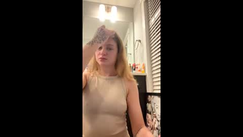 violetcams_xo online show from 8, 5, 2026