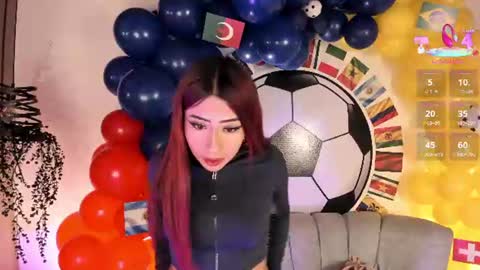 Violet online show from 8, 7, 2026