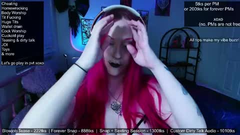 Snapshot of violetoctober chatting on 30, 10, 2025 Violet October online show from 30, 10, 2025