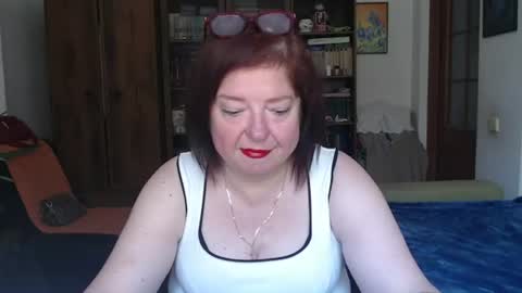 Snapshot of violetpulse chatting on 3, 7, 2026 violetpulse online show from 3, 7, 2026