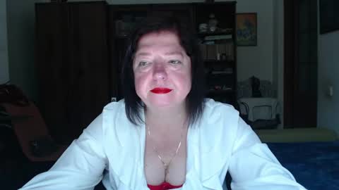 Snapshot of violetpulse chatting on 5, 7, 2026 violetpulse online show from 5, 7, 2026