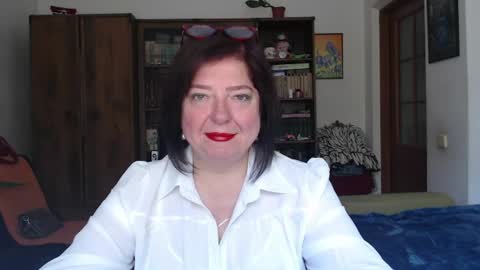 Snapshot of violetpulse chatting on 6, 7, 2026 violetpulse online show from 6, 7, 2026