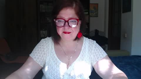 Snapshot of violetpulse chatting on 4, 8, 2026 violetpulse online show from 4, 8, 2026