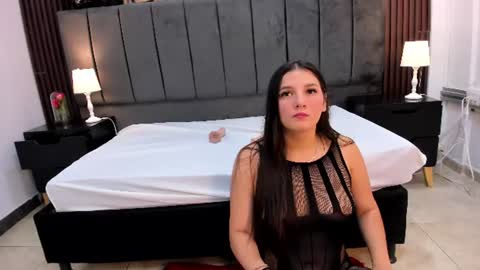 Violet Rose online show from 5, 8, 2026