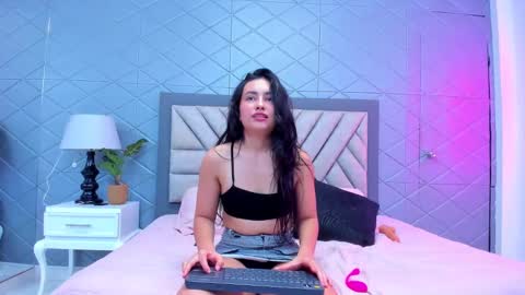 Violet Rousse online show from 10, 2, 2025