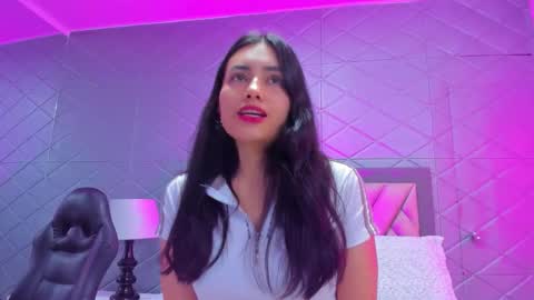 Violet Rousse online show from 16, 10, 2025