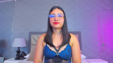 Violet Rousse online show from 25, 3, 2026