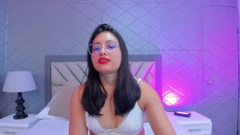 Violet Rousse online show from 6, 4, 2026