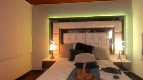 Snapshot of violetskinny chatting on 11, 2, 2025 violetskinny online show from 11, 2, 2025