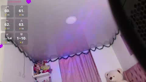 violett_brown9 online show from 25, 6, 2026