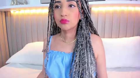 Violett  online show from 21, 10, 2025