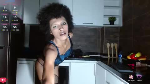 V I O L E T T E  online show from 4, 3, 2026