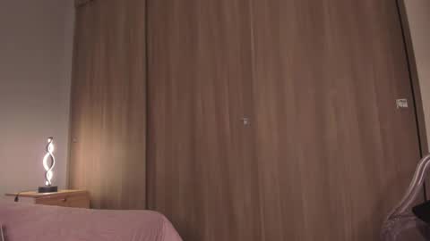 violetta independent model online show from 28, 12, 2024