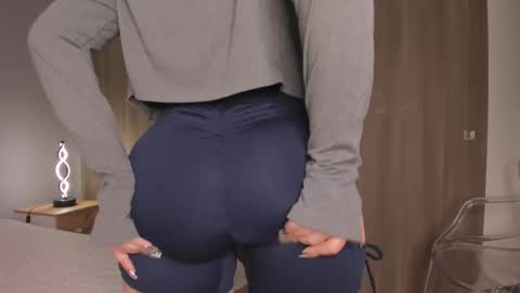 violetta independent model online show from 11, 2, 2025