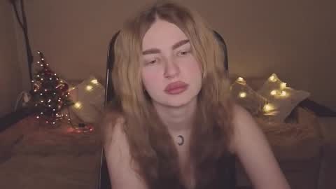 ViolettaOtis online show from 20, 12, 2025