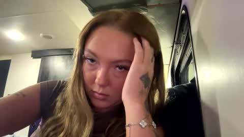 Snapshot of violettblakee chatting on 19, 9, 2025 Violet Blake online show from 19, 9, 2025