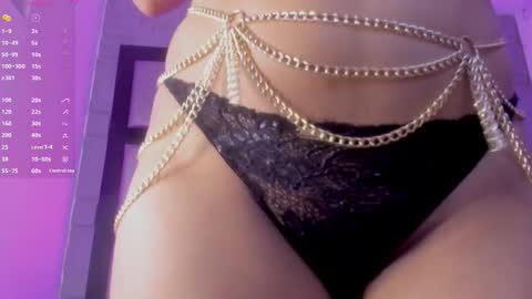 violetteecourt online show from 15, 10, 2025