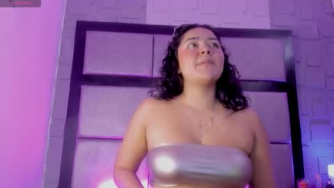 violetteecourt online show from 16, 10, 2025