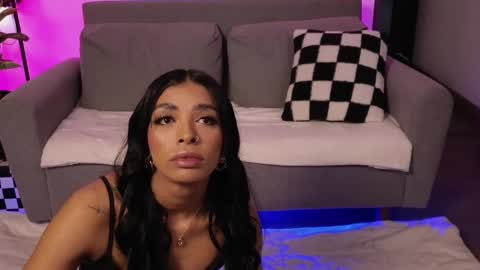 Violet online show from 17, 2, 2026