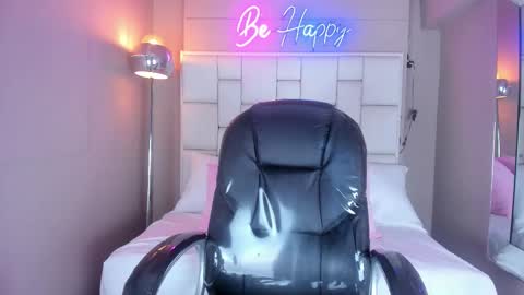 VioletthaRous online show from 30, 9, 2025