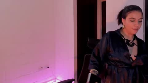 Lu online show from 21, 1, 2025