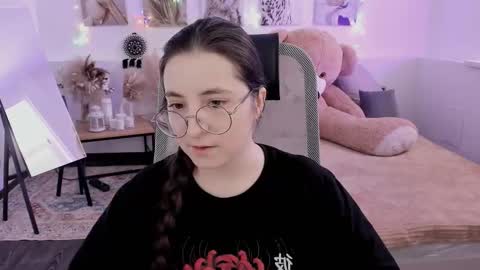 Snapshot of virtualvoyant chatting on 4, 3, 2026 your love online show from 4, 3, 2026