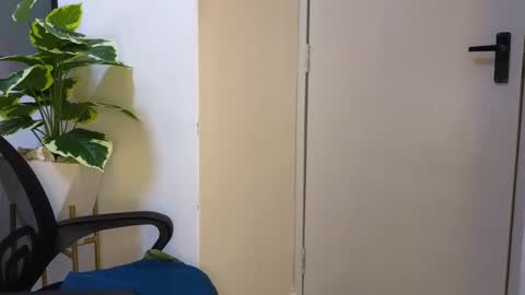 Ashley online show from 9, 2, 2025