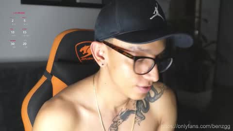 VITO BENZ online show from 17, 11, 2025