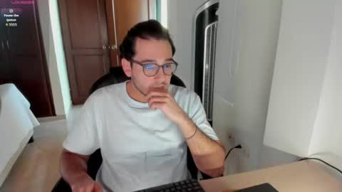 Vito Ferrer online show from 29, 7, 2026