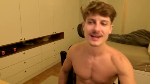 Snapshot of vitoraugustoxxx chatting on 7, 4, 2026 vitoraugustoxxx online show from 7, 4, 2026