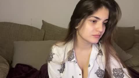 Snapshot of vivalenti_kiss chatting on 27, 10, 2025 vivalenti_kiss online show from 27, 10, 2025