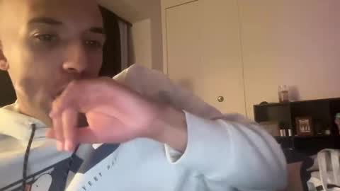 vivatrill online show from 1, 1, 2025