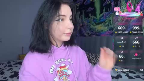 Snapshot of vivi__squirrel chatting on 24, 10, 2025 Vivi online show from 24, 10, 2025