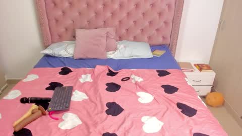 vivi cooper online show from 29, 1, 2025