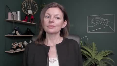 Snapshot of vivian_dream chatting on 12, 11, 2025 Vivian online show from 12, 11, 2025