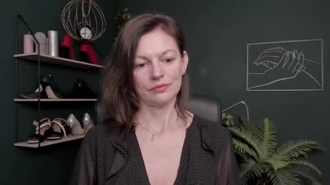 Snapshot of vivian_dream chatting on 13, 11, 2025 Vivian online show from 13, 11, 2025