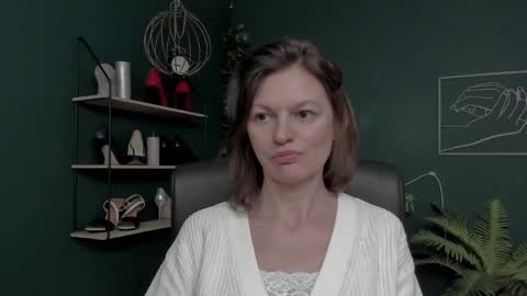 Snapshot of vivian_dream chatting on 27, 11, 2025 Vivian online show from 27, 11, 2025