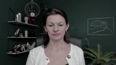 Snapshot of vivian_dream chatting on 18, 12, 2025 Vivian online show from 18, 12, 2025