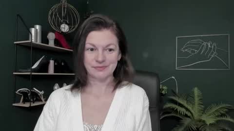 Snapshot of vivian_dream chatting on 3, 2, 2026 Vivian online show from 3, 2, 2026