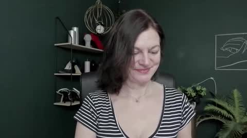 Snapshot of vivian_dream chatting on 16, 3, 2026 Vivian online show from 16, 3, 2026