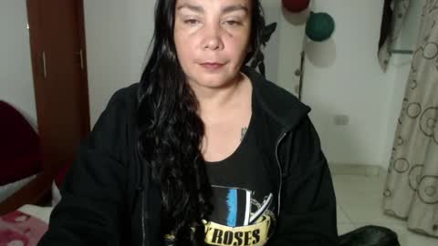 vivian_milf_paint online show from 18, 9, 2025