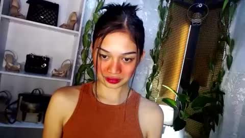 Vivian online show from 7, 1, 2025