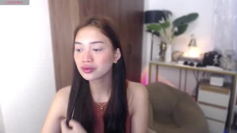 Vivian online show from 21, 10, 2025