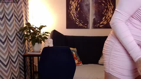 Vivian online show from 9, 3, 2025