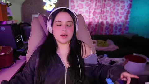 Snapshot of vivianaortega chatting on 6, 3, 2026 Vivi online show from 6, 3, 2026