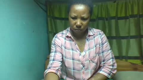 viviane0812 online show from 2, 10, 2025