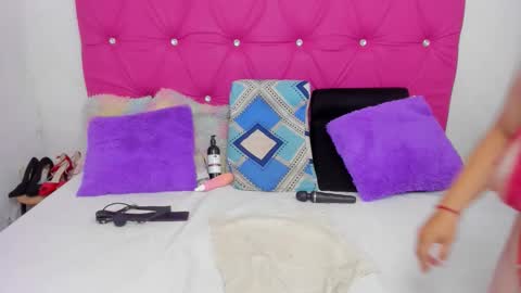 VivianParis online show from 18, 10, 2025