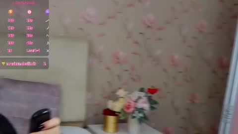 Vivian online show from 7, 11, 2025