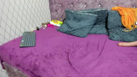 VivianRose online show from 23, 2, 2025