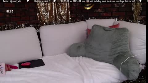 Whitney online show from 7, 1, 2025